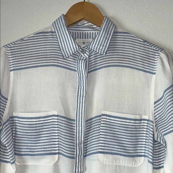 Lou Grey Top Womens  size S. - Picture 3 of 6